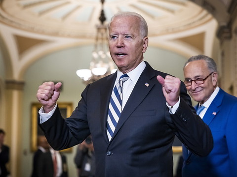 Biden au Congrès pour défendre son projet économique et social