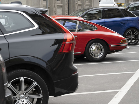 Bâloise crée Parcandi pour faciliter le parking en Suisse