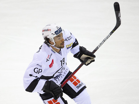 Lugano conserve Troy Josephs
