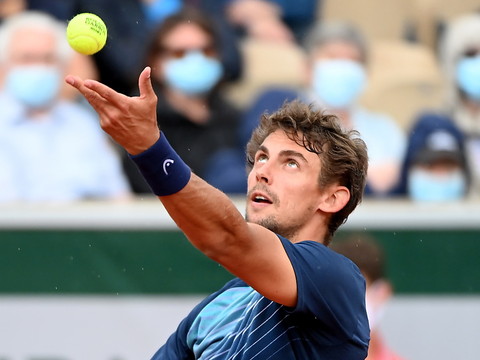 Bastad: Henri Laaksonen continue son parcours