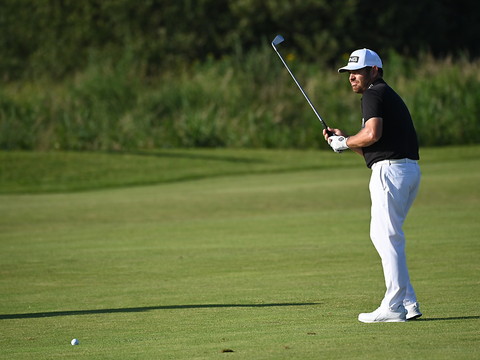 Louis Oosthuizen toujours en tête du British Open