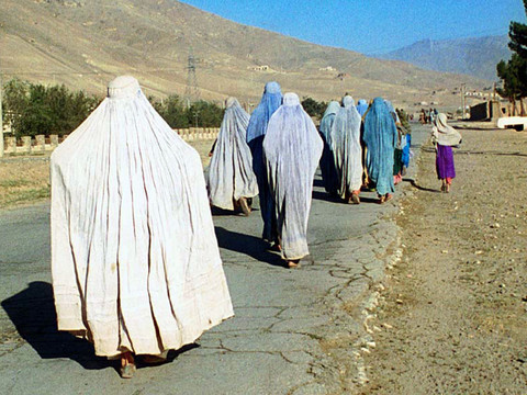 Le chef des talibans promeut un accord 