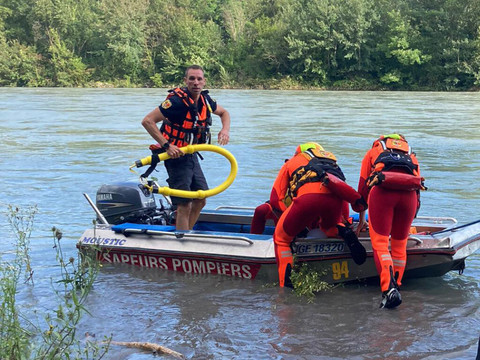 GE: opération de sauvetage pour deux fêtards nageant dans le Rhône