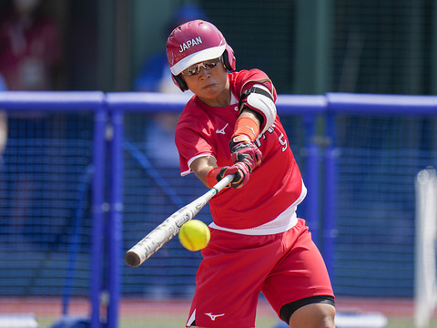 Début de la première épreuve sportive avec le tournoi de softball