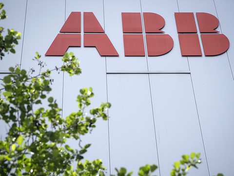 ABB surpasse les attentes au 2e trimestre