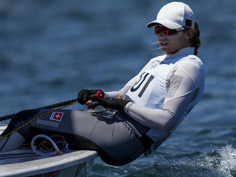 Maud Jayet remporte la 6e régate et se relance