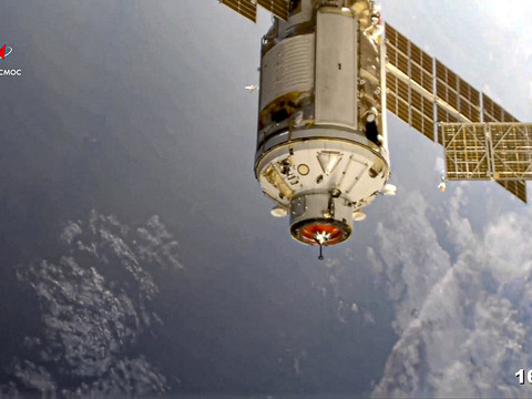 Le module scientifique russe Nauka s'est amarré à l'ISS