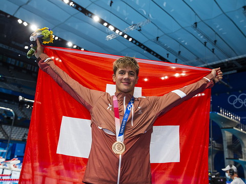 Le bronze pour Ponti sur 100 m pap', 10e médaille pour la Suisse