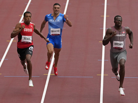 Reais qualifié pour les demi-finales sur 200 m