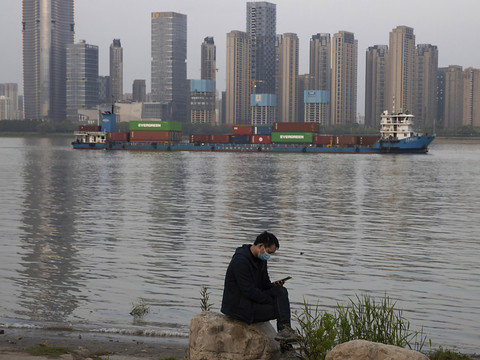 Wuhan va dépister ses habitants après la réapparition de cas