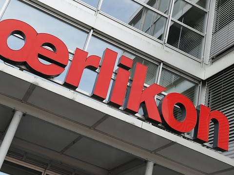 Oerlikon carbure au 1er semestre et relève ses prévisions