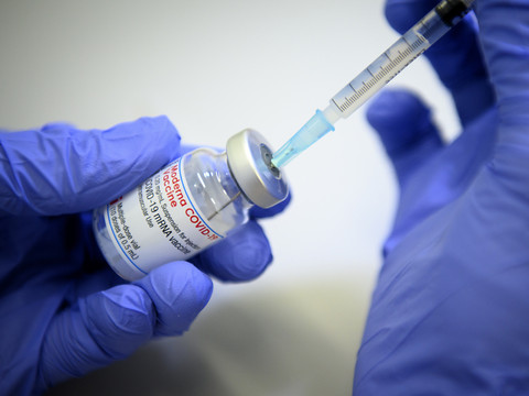 48,3% de la population suisse a été entièrement vaccinée