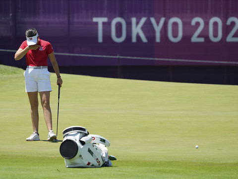 Albane Valenzuela 23e et Kim Métraux 43e