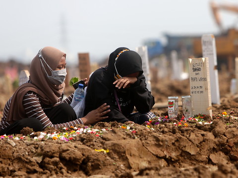 Covid-19: plus de 200 millions de cas dans le monde