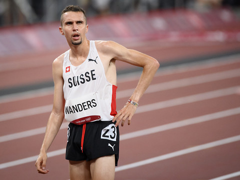 Julien Wanders à l'arrêt
