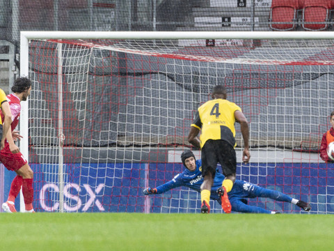 Sion s'offre YB, Lausanne encore battu