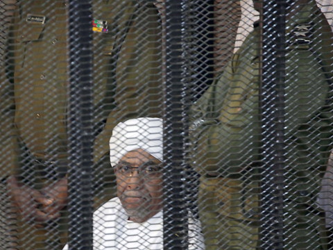 Darfour: Khartoum va remettre el-Béchir et d'ex-dirigeants à la CPI