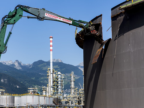 Le démantèlement de la raffinerie Tamoil a commencé en Valais