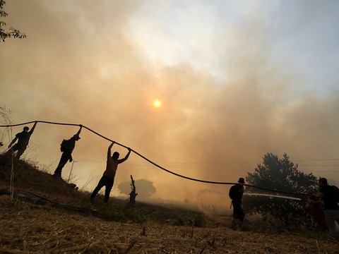 Grèce: les incendies sont maîtrisés, selon les pompiers