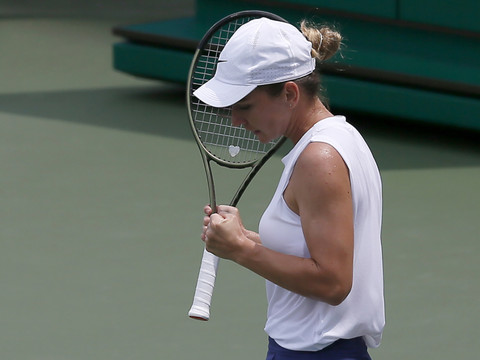 Halep jette l'éponge