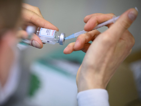 Suisse: 50,5% de la population entièrement vaccinée
