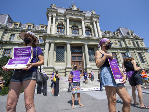 Viol: des femmes manifestent à Lausanne contre le verdict bâlois