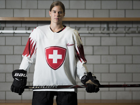 Mondiaux de Calgary: la Suisse s'incline contre les Russes