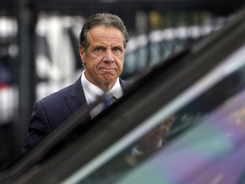 Le gouverneur de New York déplore un 