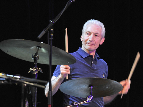 Le batteur des Rolling Stones Charlie Watts est mort à 80 ans