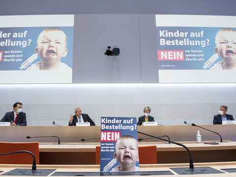 Les opposants axent leur campagne autour du bien-être des enfants