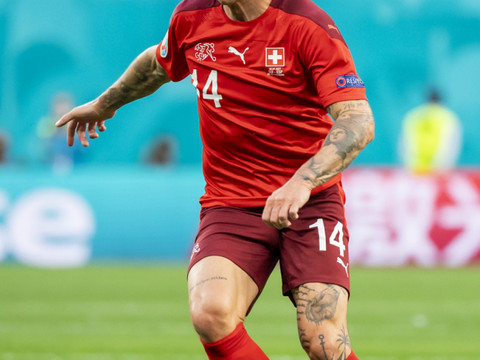 Steven Zuber à l'AEK Athènes