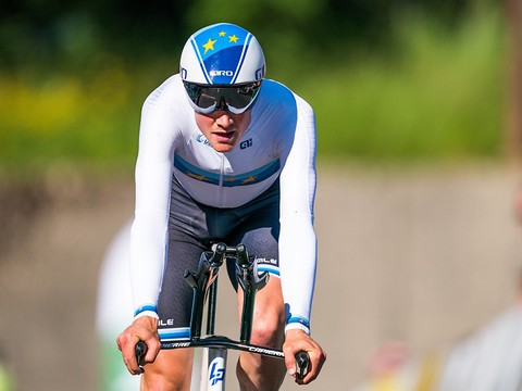 Colbrelli vainqueur et nouveau leader à la place de Küng