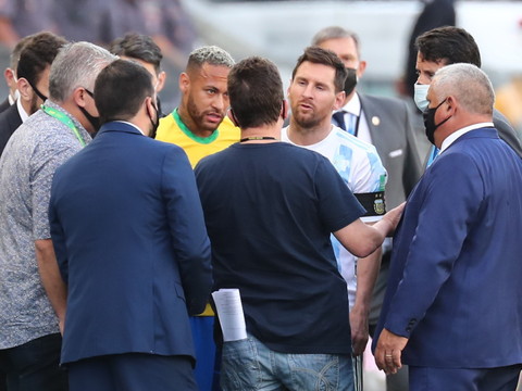 Brésil-Argentine interrompu à cause d'un imbroglio sanitaire