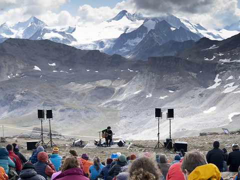 Palp Festival : un concert de José González à près de 3000 mètres