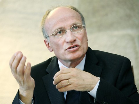 Berne réorganise son administration francophone sans Moutier
