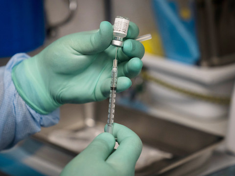 Les vaccins protègent contre les formes sévères du variant Delta