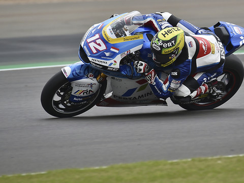 Lüthi 16e, la pole pour Lowes