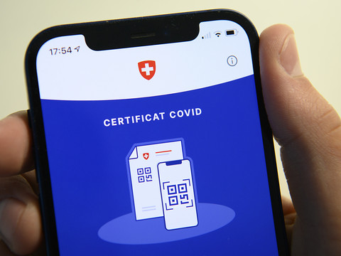 Les Suisses confrontés au certificat Covid