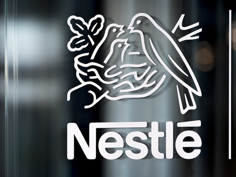 Greenpeace épingle Nestlé pour sa consommation de plastique