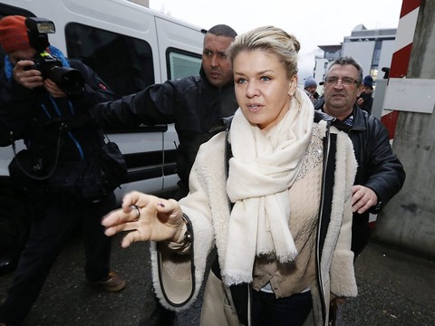 Mme Schumacher: 