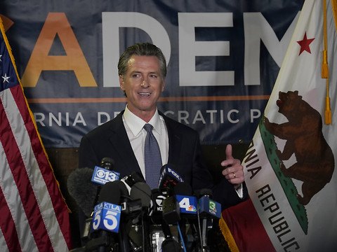 Californie: victoire pour le camp démocrate et le gouverneur