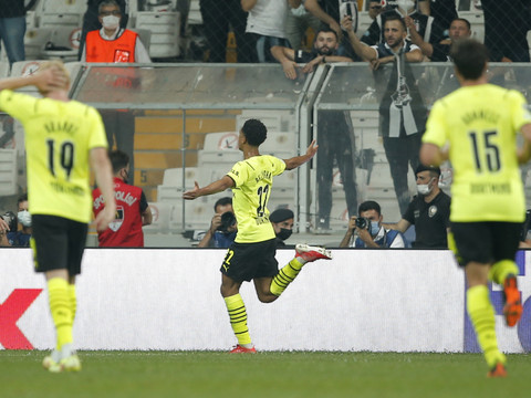 Ligue des champions: Borussia Dortmund gagne à Istanbul