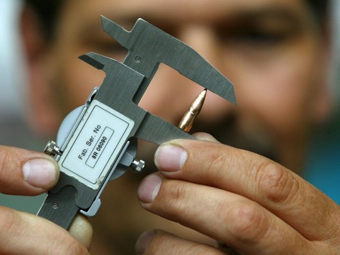 Les sénateurs approuvent de justesse la vente de Ruag Ammotec
