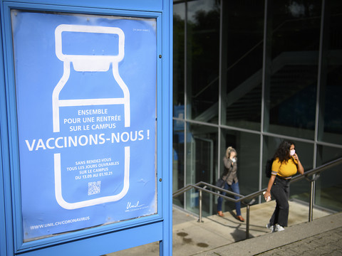 Lausanne: les étudiants se font vacciner sur le campus