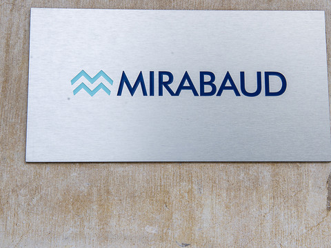Un sénateur américain exige des réponses de Mirabaud