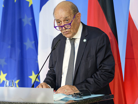 Paris rappelle ses ambassadeurs aux Etats-Unis et en Australie