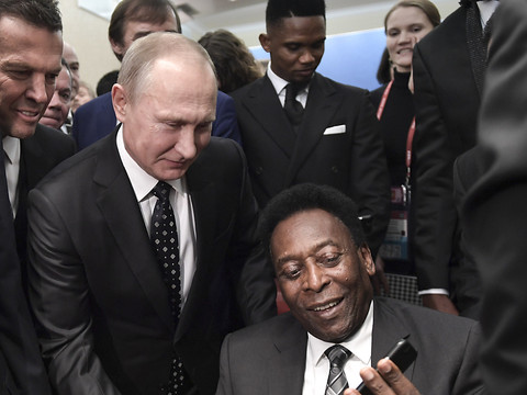 Pelé affirme qu'il va 