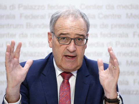 Guy Parmelin appelle à 