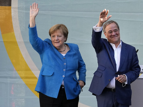 Merkel et Scholz tentent de mobiliser les indécis