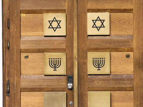 Reconnaissance de communautés religieuses: le peuple choisira